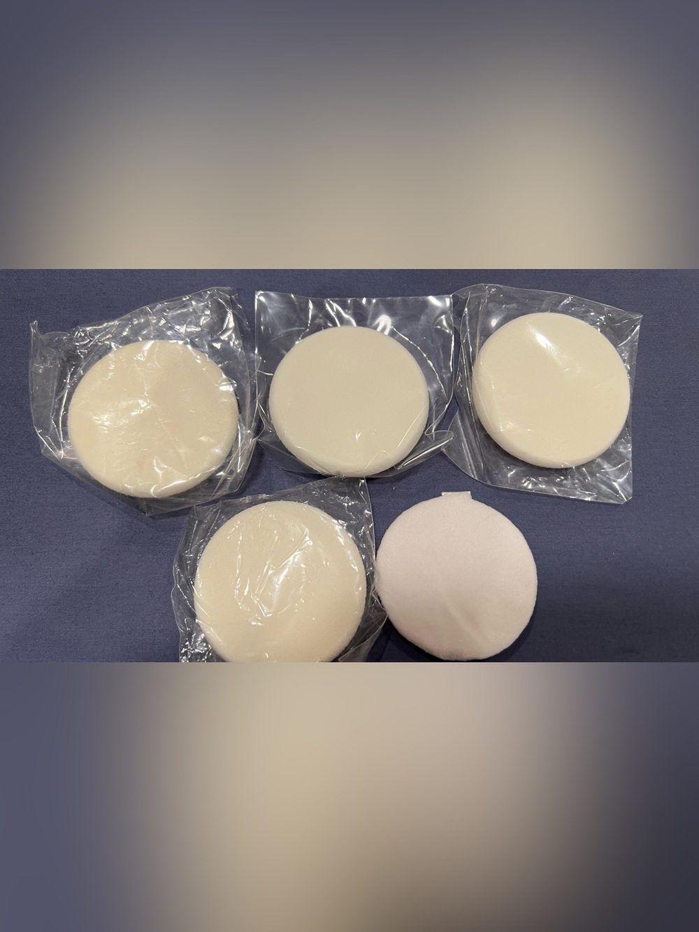 New Neutral Cream Makeup Sponge Puffs - Pack of 5
